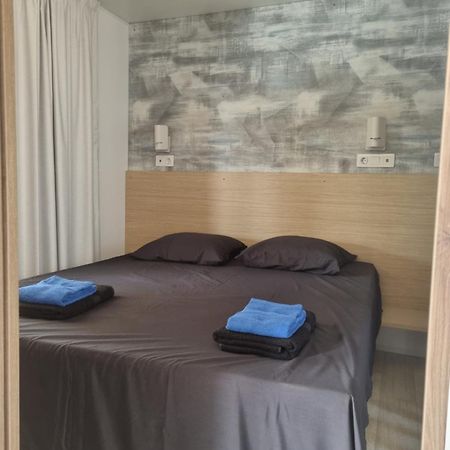 Charmant Et Spacieux Mobil Home Rocbaron Экстерьер фото