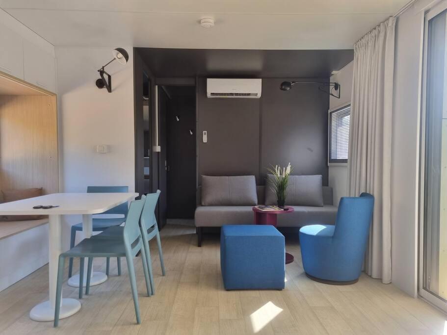 Charmant Et Spacieux Mobil Home Rocbaron Экстерьер фото